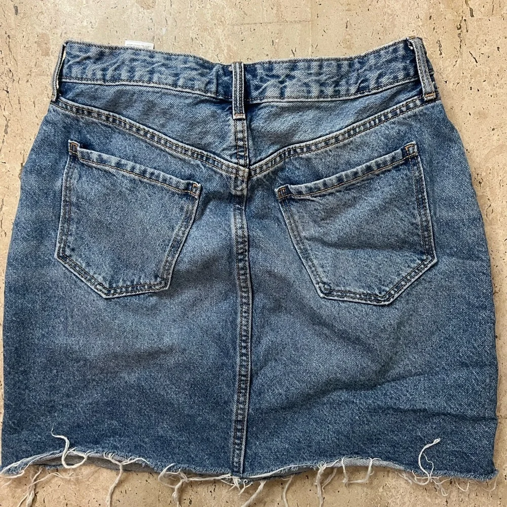 Old Navy Happy Garden Higher High-Rise Denim Skirt Size 10
